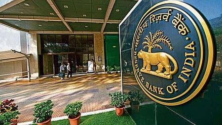 How much loss would the Reserve Bank incur if people stopped UPI transactions?