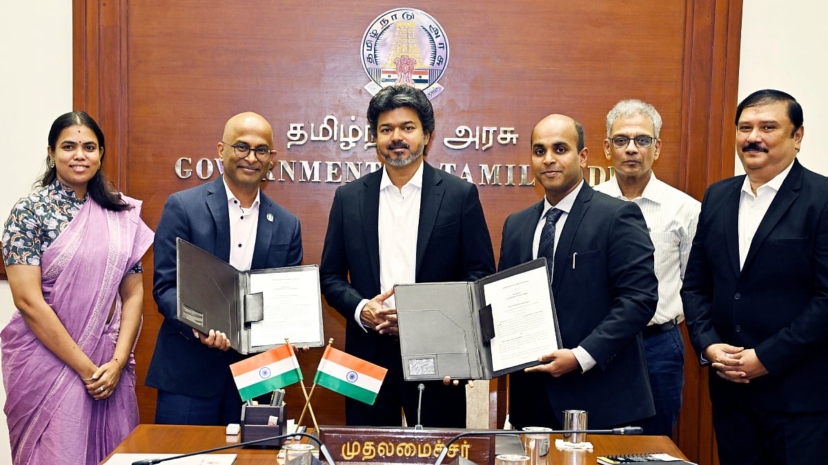 Memorandum of Understanding signed in the presence of Chief Minister Vijay with the American Starbucks Coffee company