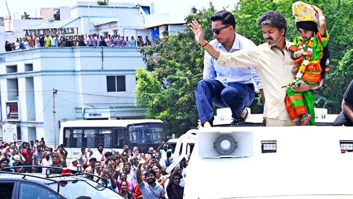 In Madurai, Chief Minister Vijay’s 44 km ‘road show’ - 10 people fainted while waiting in the heat