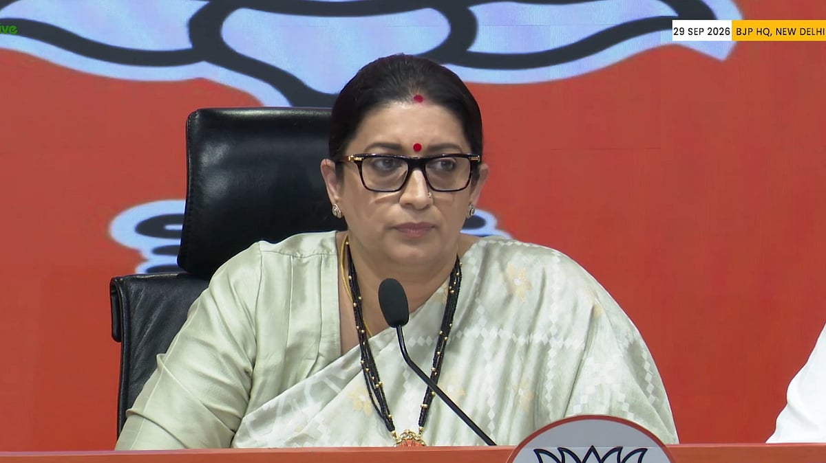 “There is no more disgraceful act than this” - Smriti Irani slams Congress over the Election Commission issue