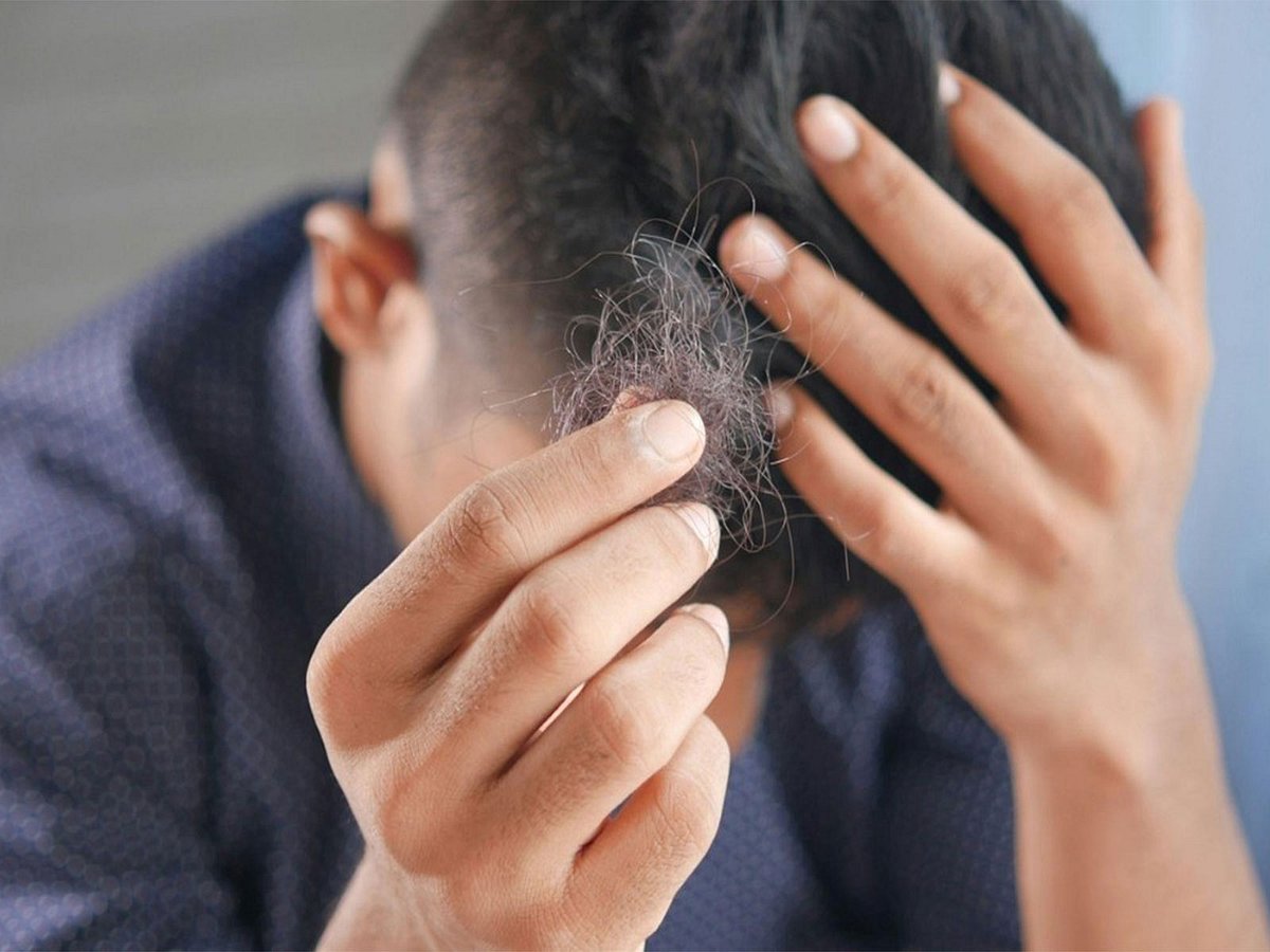 Will washing your hair and applying oil cause hair loss?