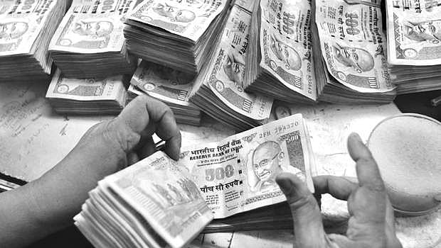 The currency notes in circulation in the country have risen to Rs. 43.46 lakh crore.