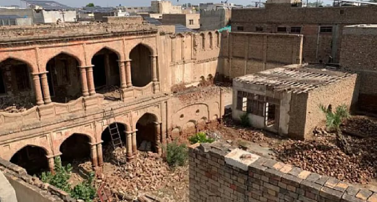Seal on a 200-year-old Hindu temple in Pakistan!