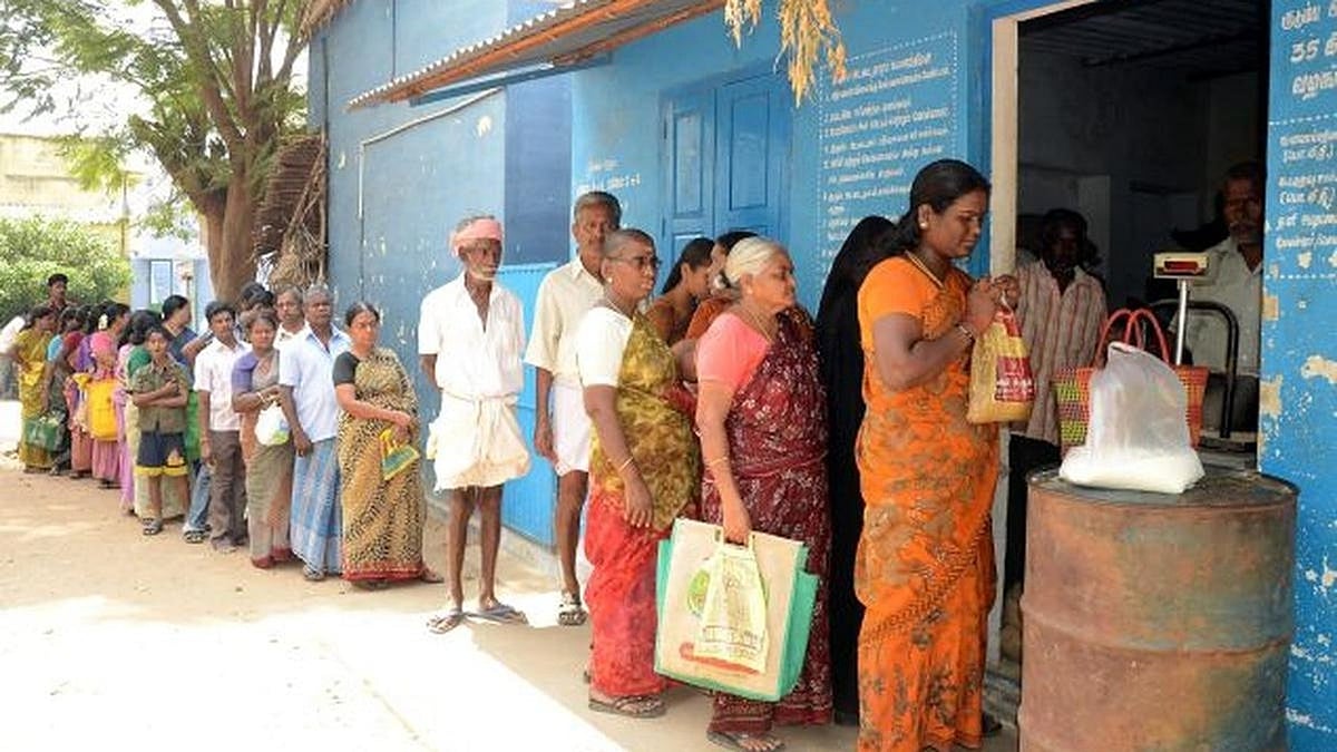 High Court imposes interim stay on ration shop palm oil distribution tender