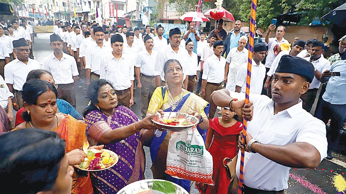 RSS procession rally at 100 locations in Tamil Nadu: Volunteers participated with discipline despite the rain