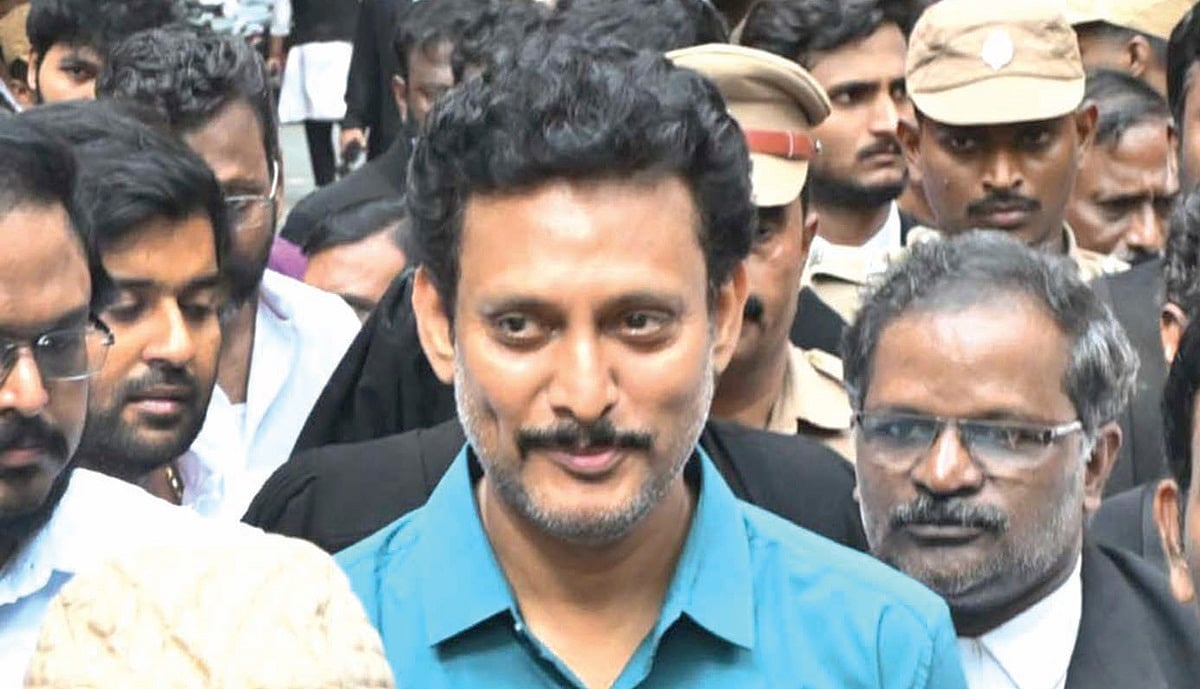 Verdict on Nov. 2 on the petition seeking 5 days of police custody for Anbil Mahesh in the Rs. 400 crore corruption case