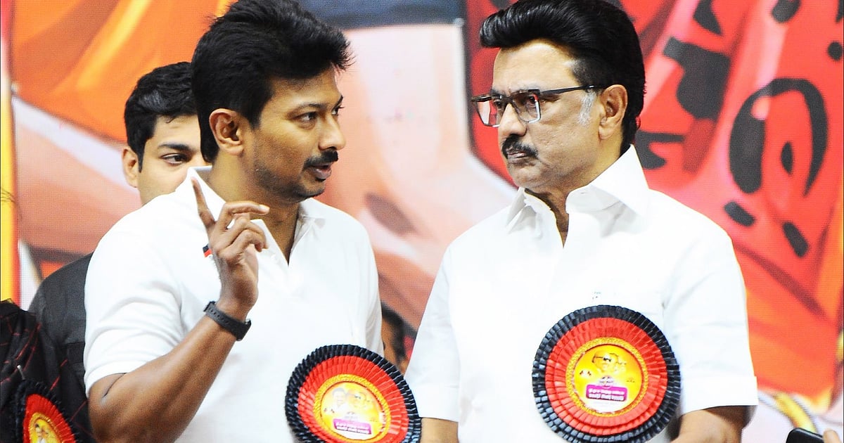 DMK entered the fray without alliance strength; a comparison of vote percentage; what are the 3 plus points?